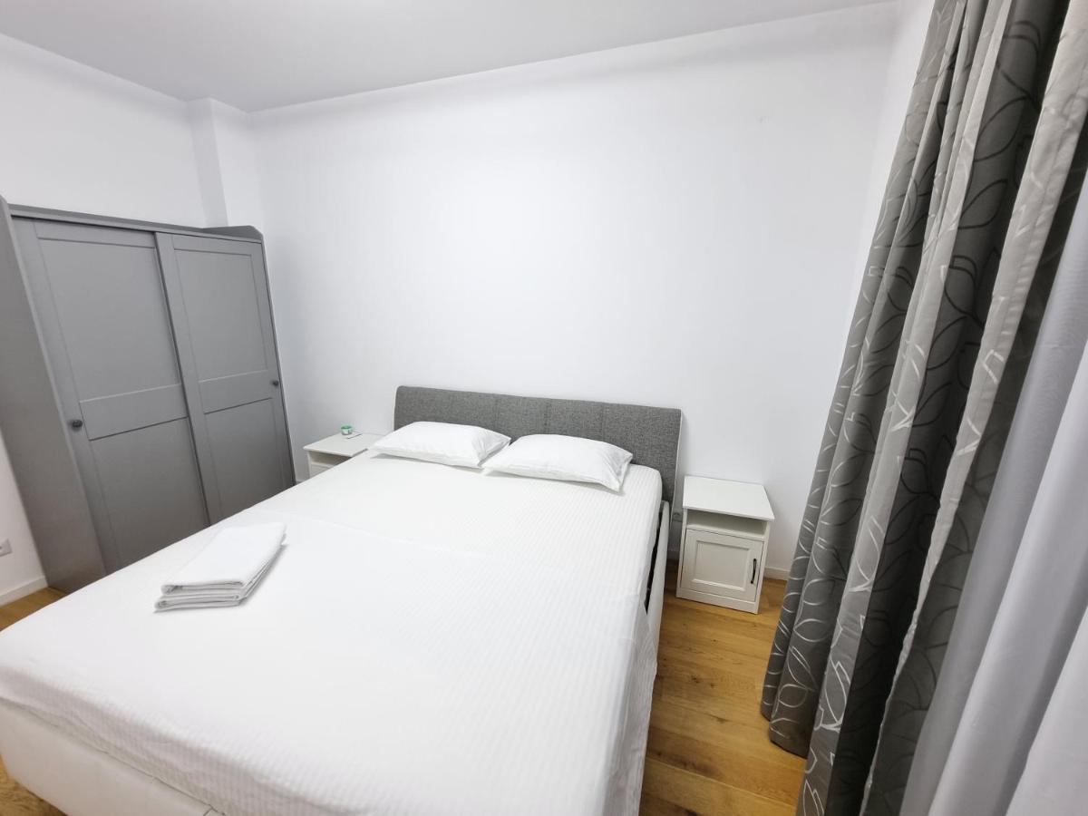 Aviatiei Park Luxury In Bucureşti